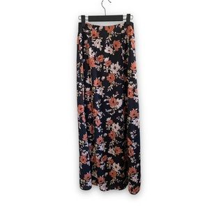 FOREVER 21 black floral maci skirt w/ side slit
